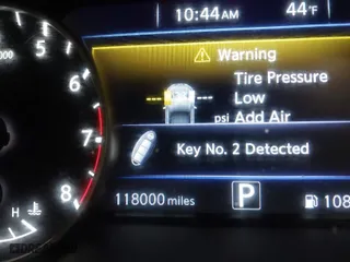2015 Nissan Murano Platinum with VIN 5N1AZ2MH3FN222299, listed as a IAAI auction lot 41883664 with 118,000 mi miles. Bid and sale history available at carsss.com. Image 16.