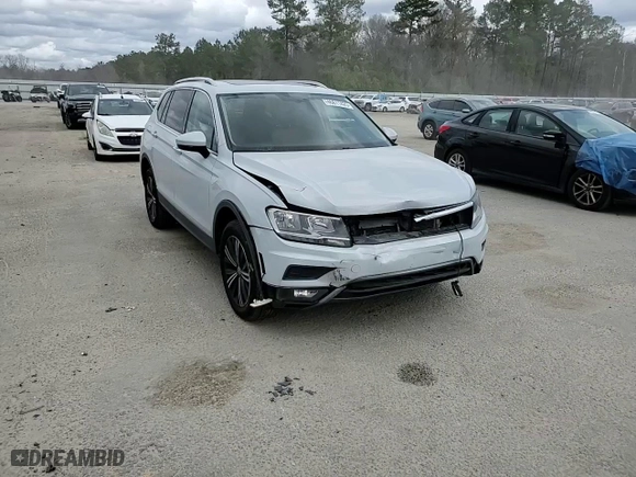2018 Volkswagen Tiguan SEL with VIN 3VV2B7AX9JM205243, listed as a Copart auction lot 46811425 with 65,506 mi miles and Salvage Title. Bid and sale history available at carsss.com. Image 11.