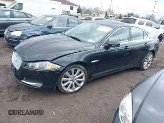 2012 Jaguar XF z VIN SAJWA0FB5CLS46112, wystawiony jako IAAI lot #41846029 z przebiegiem 123 044 mil mil oraz . Historia ofert i sprzedaży dostępna na DreamBid. Obrazek 2.