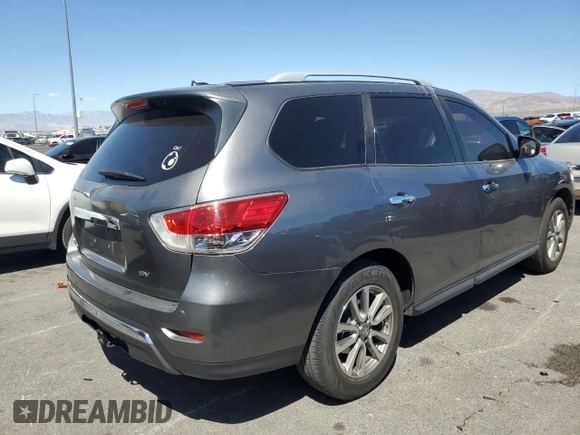 2015 Nissan Pathfinder SV z VIN 5N1AR2MN0FC672297, wystawiony jako Copart lot #57278785 z przebiegiem 85 083 mil mil oraz Szkoda całkowita • Salvage title. Historia ofert i sprzedaży dostępna na DreamBid. Obrazek 3.