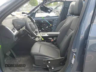 2025 BMW X1 xDrive28i z VIN WBX73EF03S5165138, wystawiony jako Copart lot #54831835 z przebiegiem 2 955 mil mil oraz Szkoda całkowita • Salvage title. Historia ofert i sprzedaży dostępna na DreamBid. Obrazek 7.