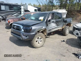 2015 Toyota Tacoma with VIN 5TFLU4EN9FX111322, listed as a IAAI auction lot 41621064 with 1 mi miles. Bid and sale history available at carsss.com. Image 2.