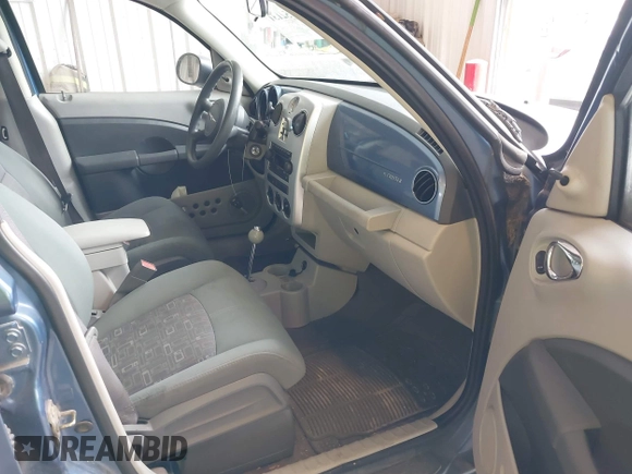 2006 Chrysler PT Cruiser z VIN 3A4FY48B96T308368, wystawiony jako IAAI lot #42752131 z przebiegiem 131 809 mil mil oraz . Historia ofert i sprzedaży dostępna na DreamBid. Obrazek 5.
