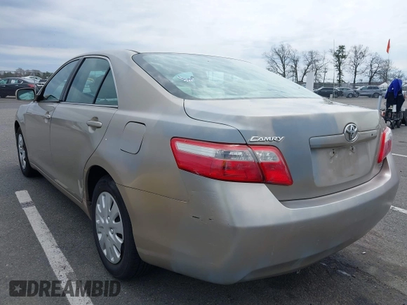 2009 Toyota Camry with VIN 4T1BE46K19U881366, listed as a IAAI auction lot 42039334 with 208,016 mi miles. Bid and sale history available at carsss.com. Image 3.