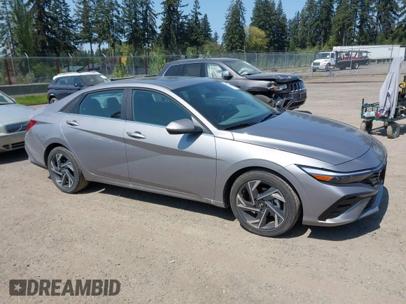 2025 Hyundai Elantra SEL Convenience with VIN KMHLS4DG0SU985915, listed as a IAAI auction lot 42111123 with 680 mi miles and . Bid and sale history available at DreamBid. Image 13.