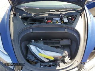 2019 Tesla Model 3 Mid Range with VIN 5YJ3E1EA6KF412837, listed as a Copart auction lot 50871195 with 39,570 mi miles and Salvage Title. Bid and sale history available at DreamBid. Image 11.