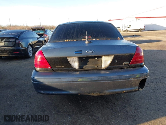 2009 Ford Police Interceptor с VIN 2FAHP71V09X100704, выставлен на аукционе IAAI как лот 41872833 с пробегом Не указан миль и . История ставок и продаж доступна на DreamBid. Изображение 15.