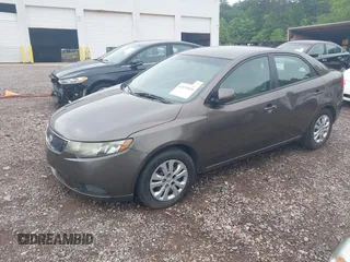 2013 Kia Forte EX with VIN KNAFU4A25D5719014, listed as a IAAI auction lot 42079529 with 222,801 mi miles. Bid and sale history available at carsss.com. Image 2.