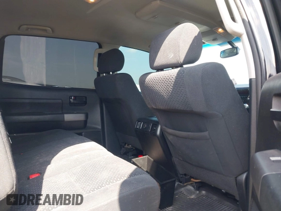 2013 Toyota Tundra 4WD Truck with VIN 5TFDW5F16DX286995, listed as a IAAI auction lot 41584571 with 118,651 mi miles. Bid and sale history available at carsss.com. Image 8.