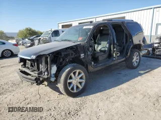 2012 GMC Yukon Denali with VIN 1GKS2EEF3CR316364, listed as a Copart auction lot 75936394 with 117,446 mi miles and Salvage Title. Bid and sale history available at carsss.com. Image 1.