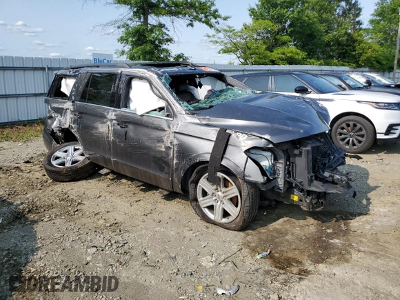 2019 Ford Expedition XLT z VIN 1FMJU1JT6KEA78288, wystawiony jako Copart lot #58875085 z przebiegiem Nie podano mil oraz Szkoda całkowita • Salvage title. Historia ofert i sprzedaży dostępna na DreamBid. Obrazek 4.
