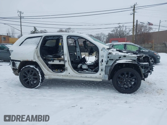 2019 Jeep Grand Cherokee Laredo E with VIN 1C4RJFAG1KC567791, listed as a IAAI auction lot 41410282 with 0 mi miles. Bid and sale history available at carsss.com. Image 13.