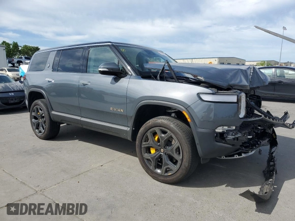 2023 Rivian R1S Adventure z VIN 7PDSGABA5PN010593, wystawiony jako Copart lot #52508835 z przebiegiem 16 962 mil mil oraz Szkody całkowita. Historia ofert i sprzedaży dostępna na DreamBid. Obrazek 4.