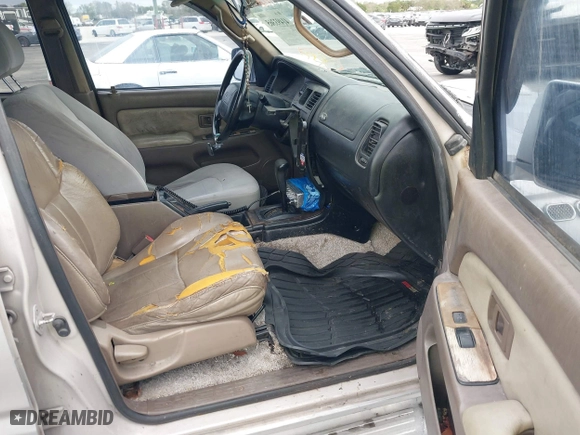 1997 Toyota 4Runner with VIN JT3GM84R3V0009605, listed as a IAAI auction lot 41493365 with 229,711 mi miles. Bid and sale history available at carsss.com. Image 5.