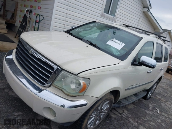 2007 Chrysler Aspen Limited z VIN 1A8HW58207F548245, wystawiony jako IAAI lot #41863028 z przebiegiem 212 475 mil mil oraz . Historia ofert i sprzedaży dostępna na DreamBid. Obrazek 2.