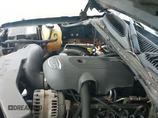 2005 Chevrolet Avalanche LS с VIN 3GNEC12Z55G272567, выставлен на аукционе IAAI как лот 42602466 с пробегом 183 216 миль миль и . История ставок и продаж доступна на DreamBid. Изображение 15.