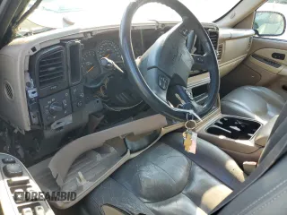 2003 Chevrolet Suburban LT with VIN 3GNEC16Z83G285871, listed as a Copart auction lot 75755484 with 0 mi miles and Clean Title. Bid and sale history available at carsss.com. Image 8.