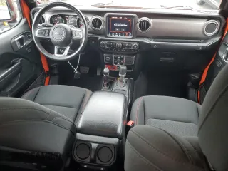 2020 Jeep Gladiator Rubicon z VIN 1C6JJTBG8LL156097, wystawiony jako Copart lot #53087525 z przebiegiem 70 252 mil mil oraz Szkoda całkowita • Salvage title. Historia ofert i sprzedaży dostępna na DreamBid. Obrazek 8.