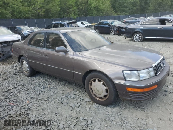 1992 Lexus LS z VIN JT8UF11E6N0128376, wystawiony jako Copart lot #70445094 z przebiegiem 144 806 mil mil oraz Nie do naprawy • Non repairable. Historia ofert i sprzedaży dostępna na DreamBid. Obrazek 4.