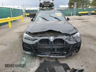 2022 BMW 4 Series M440i xDrive with VIN WBA13AW08NFM18168, listed as a Copart auction lot 55279005 with Not provided miles and Salvage title. Bid and sale history available at DreamBid. Image 5.
