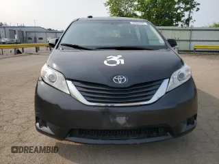 2014 Toyota Sienna L z VIN 5TDZK3DC4ES489028, wystawiony jako Copart lot #59354265 z przebiegiem 196 353 mil mil oraz Czysty tytuł • Clean title. Historia ofert i sprzedaży dostępna na DreamBid. Obrazek 5.