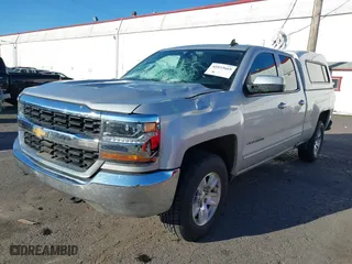 2018 Chevrolet Silverado 1500 LT with VIN 1GCVKREC0JZ157855, listed as a IAAI auction lot 41033669 with 127,315 mi miles. Bid and sale history available at carsss.com. Image 17.