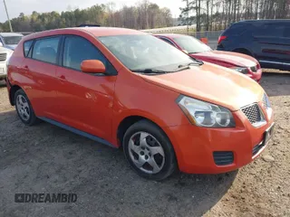2010 Pontiac Vibe z VIN 5Y2SL6E8XAZ409590, wystawiony jako IAAI lot #41863070 z przebiegiem 140 029 mil mil oraz . Historia ofert i sprzedaży dostępna na DreamBid. Obrazek 1.