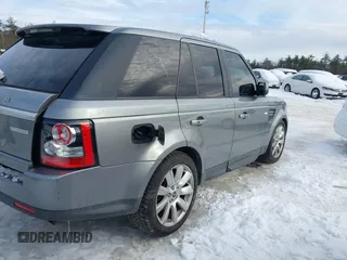 2013 Land Rover Range Rover Sport HSE LUX with VIN SALSK2D49DA781170, listed as a IAAI auction lot 41590352 with 133,560 mi miles. Bid and sale history available at carsss.com. Image 12.