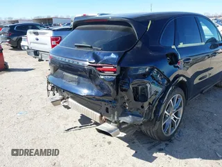 2023 Porsche Cayenne z VIN WP1AA2AY7PDA09992, wystawiony jako IAAI lot #41728738 z przebiegiem 22 226 mil mil oraz . Historia ofert i sprzedaży dostępna na DreamBid. Obrazek 6.