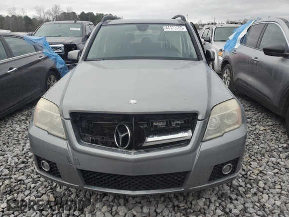 2011 Mercedes-Benz GLK 350 z VIN WDCGG8HB4BF639314, wystawiony jako Copart lot #44123465 z przebiegiem 124 682 mil mil oraz Szkoda całkowita • Salvage title. Historia ofert i sprzedaży dostępna na DreamBid. Obrazek 5.