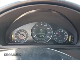 2008 Mercedes-Benz CLK 350 z VIN WDBTK56F68F249166, wystawiony jako Copart lot #57809815 z przebiegiem 163 167 mil mil oraz Szkoda całkowita • Salvage title. Historia ofert i sprzedaży dostępna na DreamBid. Obrazek 9.