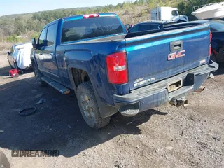 2016 GMC Sierra 2500HD SLT z VIN 1GT12TEG6GF277183, wystawiony jako IAAI lot #41882240 z przebiegiem 274 949 mil mil oraz . Historia ofert i sprzedaży dostępna na DreamBid. Obrazek 3.