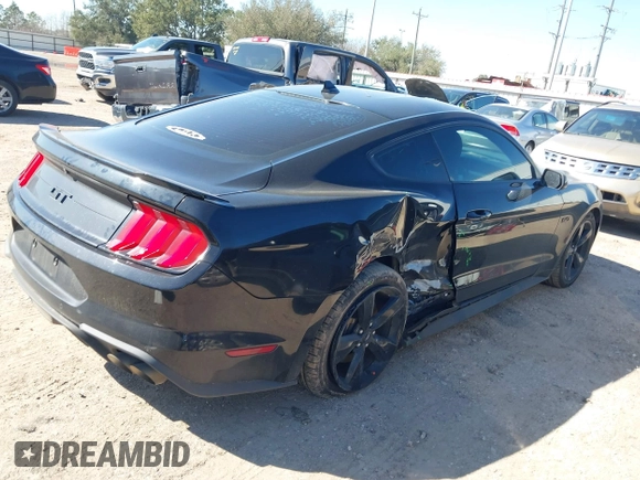 2021 Ford Mustang GT with VIN 1FA6P8CF5M5133016, listed as a IAAI auction lot 41637005 with 90,509 mi miles. Bid and sale history available at carsss.com. Image 4.