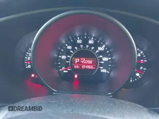 2016 Kia Soul + z VIN KNDJP3A52G7348816, wystawiony jako IAAI lot #41531720 z przebiegiem 104 966 mil mil oraz . Historia ofert i sprzedaży dostępna na DreamBid. Obrazek 7.