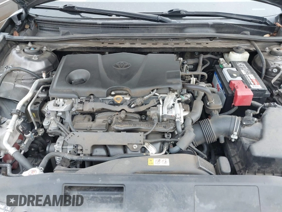 2018 Toyota Camry LE z VIN 4T1B11HK3JU630411, wystawiony jako IAAI lot #41423338 z przebiegiem 134 959 mil mil oraz . Historia ofert i sprzedaży dostępna na DreamBid. Obrazek 10.