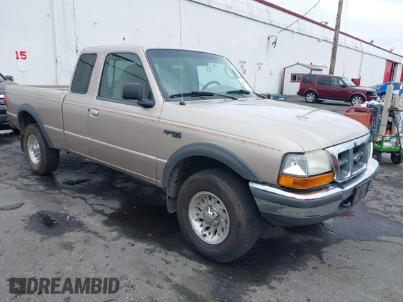 1998 Ford Ranger XL z VIN 1FTZR15X9WPA95795, wystawiony jako IAAI lot #41766181 z przebiegiem 351 532 mil mil oraz . Historia ofert i sprzedaży dostępna na DreamBid. Obrazek 1.