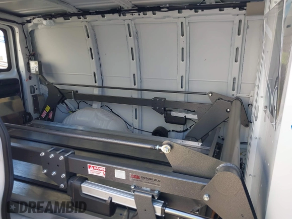 2023 Chevrolet Express Cargo с VIN 1GCWGAFP2P1109998, выставлен на аукционе IAAI как лот 42328435 с пробегом 5 258 миль миль и . История ставок и продаж доступна на DreamBid. Изображение 8.