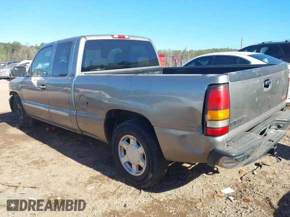 2006 GMC New Sierra 1500 SL with VIN 1GTEC19V96Z297128, listed as a IAAI auction lot 41309581 with 286,452 mi miles. Bid and sale history available at carsss.com. Image 3.