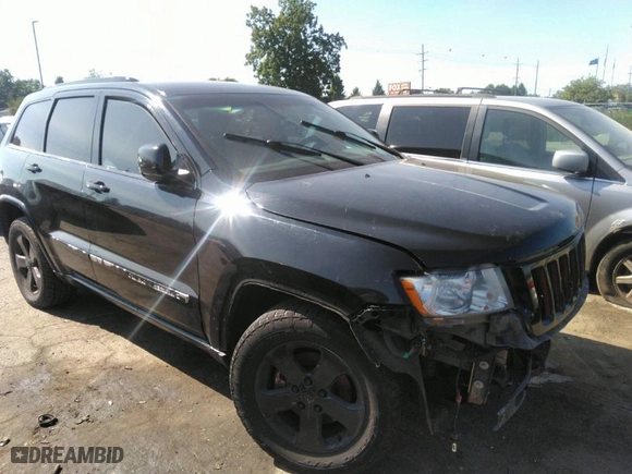 2011 Jeep Grand Cherokee Laredo with VIN 1J4RR4GG4BC558193, listed as a IAAI auction lot 40055870 with 110,939 mi miles. Bid and sale history available at carsss.com. Image 1.