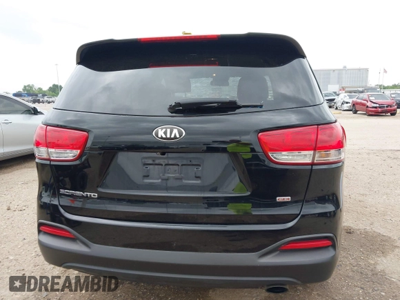 2018 Kia Sorento LX with VIN 5XYPG4A30JG384884, listed as a IAAI auction lot 41931992 with 140,919 mi miles. Bid and sale history available at carsss.com. Image 16.