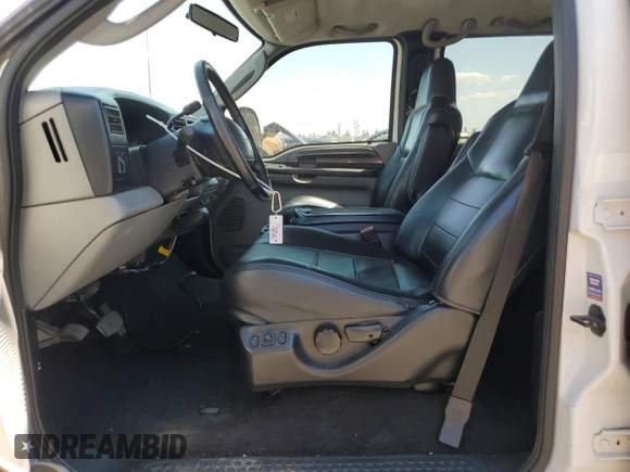 2003 Ford Super Duty F-250 XL with VIN 1FTNW20S43EA50117, listed as a Copart auction lot 70412844 with 224,403 mi miles and Salvage Title. Bid and sale history available at carsss.com. Image 7.