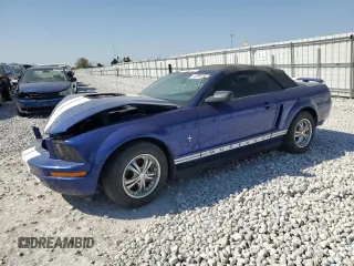 2005 Ford Mustang Deluxe with VIN 1ZVFT84N355229267, listed as a Copart auction lot 73099114 with 127,185 mi miles and Salvage title. Bid and sale history available at DreamBid. Image 1.