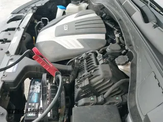 2017 Hyundai Santa Fe SE z VIN KM8SM4HF1HU243832, wystawiony jako IAAI lot #43320326 z przebiegiem 86 588 mil mil oraz . Historia ofert i sprzedaży dostępna na DreamBid. Obrazek 19.