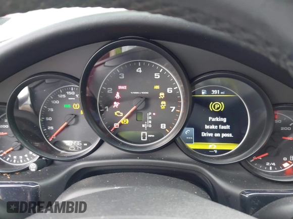 2015 Porsche Panamera 4 с VIN WP0AA2A70FL002802, выставлен на аукционе IAAI как лот 41303802 с пробегом 58 496 миль миль и . История ставок и продаж доступна на DreamBid. Изображение 7.