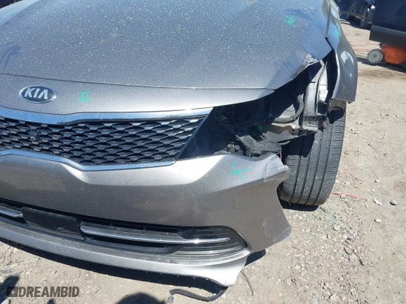 2018 Kia Optima SX with VIN 5XXGV4L26JG187281, listed as a IAAI auction lot 41887939 with 124,782 mi miles. Bid and sale history available at carsss.com. Image 18.