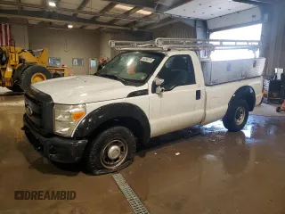 2011 Ford F-250 XL z VIN 1FTBF2A60BEA25184, wystawiony jako Copart lot #57188685 z przebiegiem 141 663 mil mil oraz Czysty tytuł • Clean title. Historia ofert i sprzedaży dostępna na DreamBid. Obrazek 1.