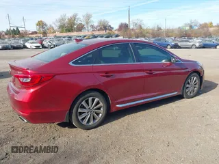 2015 Hyundai Sonata Limited with VIN 5NPE34AF4FH202231, listed as a IAAI auction lot 40904070 with 138,366 mi miles and . Bid and sale history available at carsss.com. Image 4.
