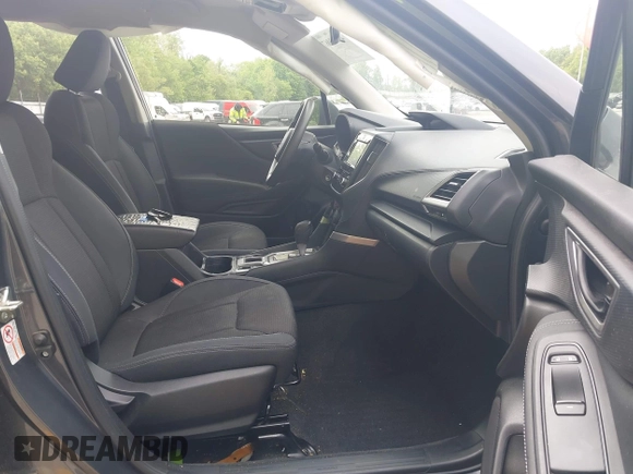 2020 Subaru Forester with VIN JF2SKADC5LH428621, listed as a IAAI auction lot 42303067 with 58,223 mi miles and . Bid and sale history available at DreamBid. Image 5.