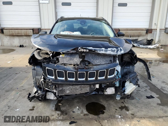 2021 Jeep Compass Limited with VIN 3C4NJDCBXMT550631, listed as a Copart auction lot 45648605 with 55,092 mi miles and Salvage Title. Bid and sale history available at DreamBid. Image 5.