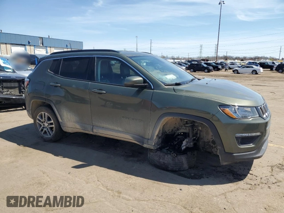 2017 Jeep Compass Latitude with VIN 3C4NJDBB1HT639818, listed as a Copart auction lot 53510575 with 107,425 mi miles and Clean Title. Bid and sale history available at carsss.com. Image 4.